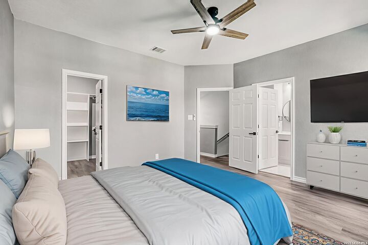 Property Photo: 113 Anderson TX 78203