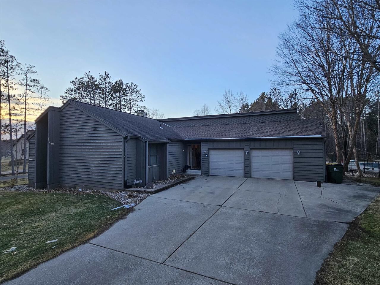 Property Photo:  S2943 Fairway Drive  WI 53959 
