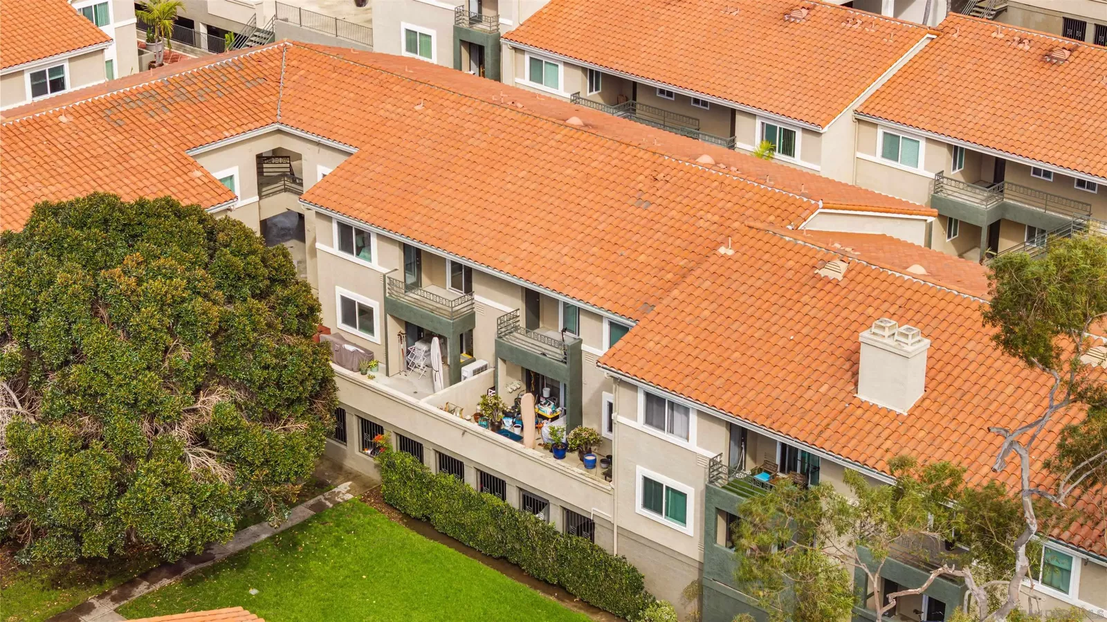 Property Photo:  7405 Charmant Dr 2322  CA 92122 