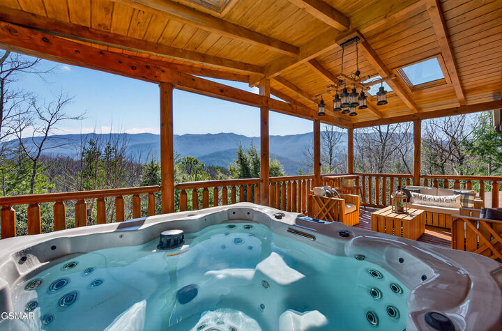 Property Photo: 556 Thissa Way TN 37738