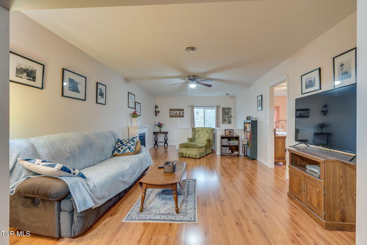 Property Photo:  127 Clay Drive  VA 24221 