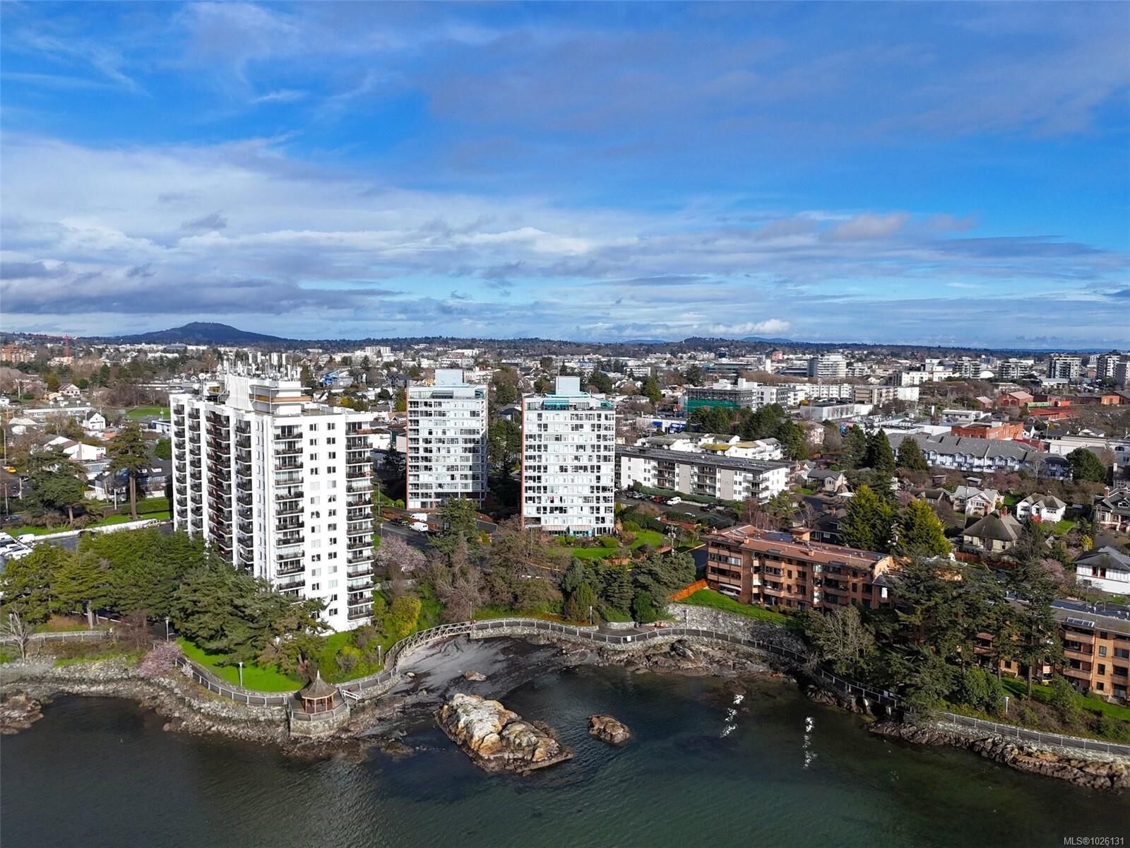 Photo de la propriété:  325 Maitland St 104  BC V9A 7E9 