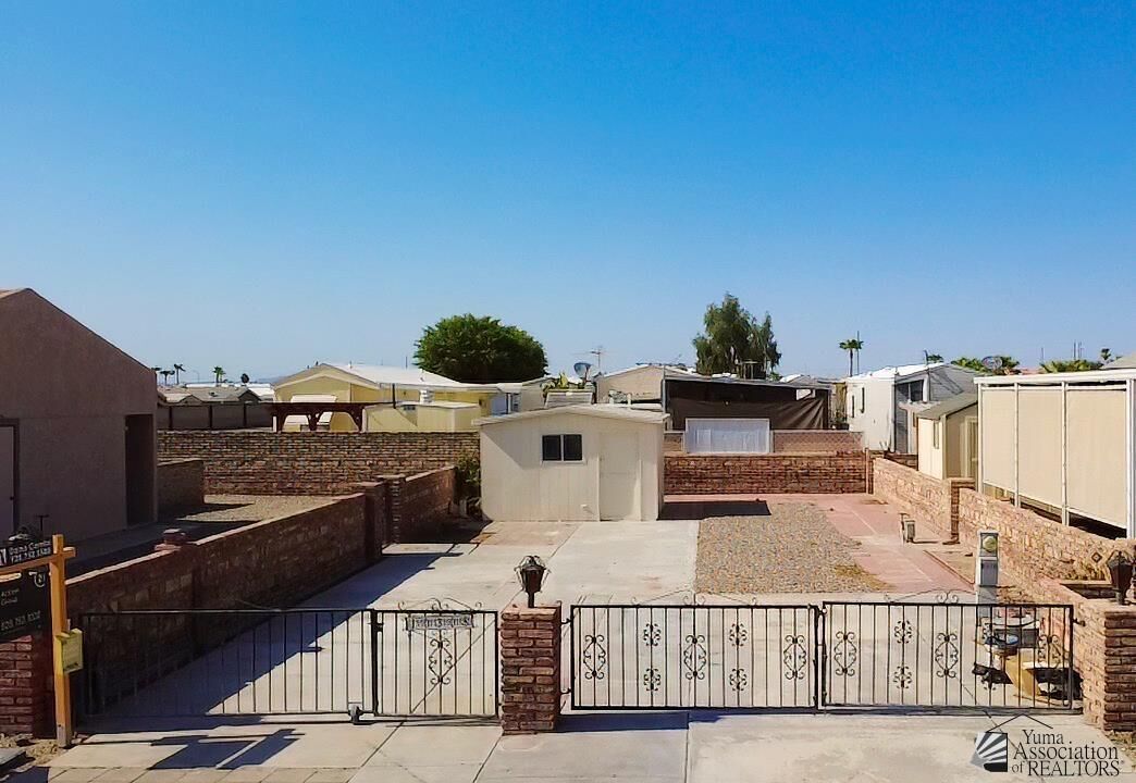 Property Photo:  10308 E 29 Ln  AZ 85365 