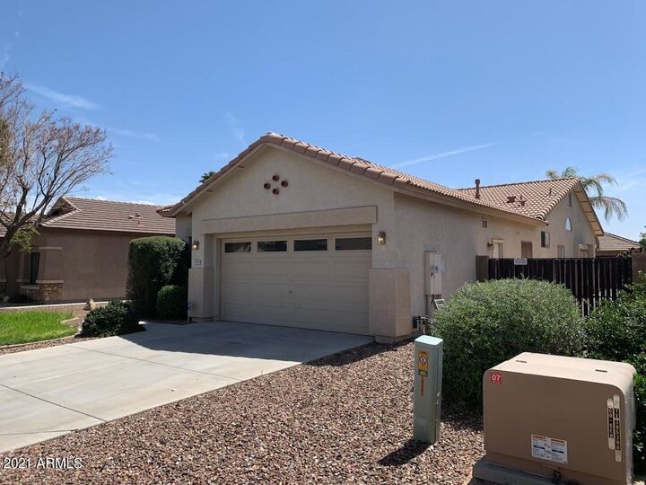 Property Photo:  14641 W Hearn Road  AZ 85379 