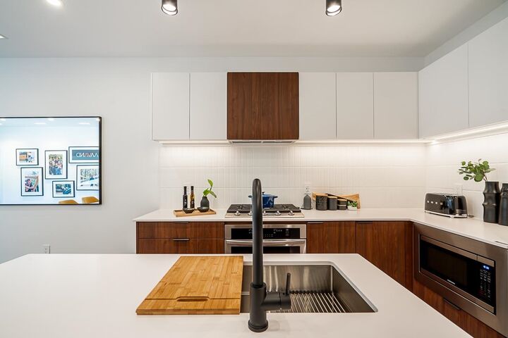 Property Photo: 623 Kemsley Avenue 106 BC V3J 3Z4