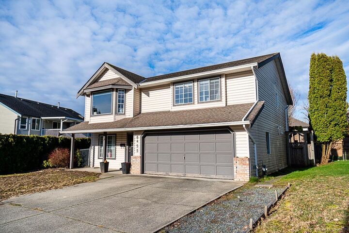 8455 Cade Barr Street — photo 1