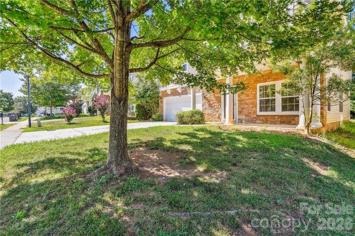 Property Photo:  15614 Normans Landing Drive  NC 28273 