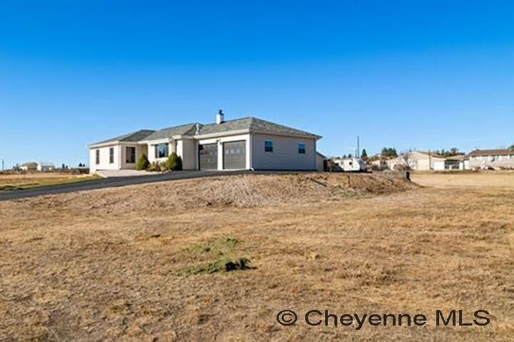 Property Photo:  600 E Mustang Rd  WY 82009 