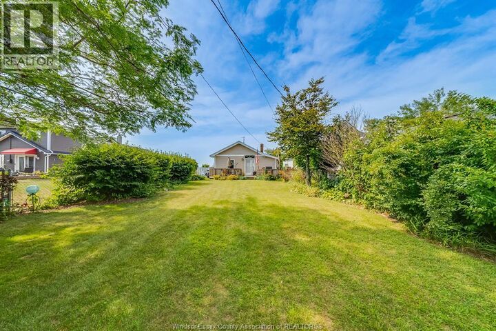 Property Photo:  499 Lakeside Drive  ON N0R 1G0 