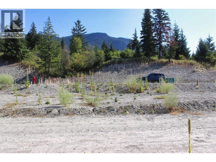 Property Photo: 3648 Braelyn Road 5 BC V0E 2X1