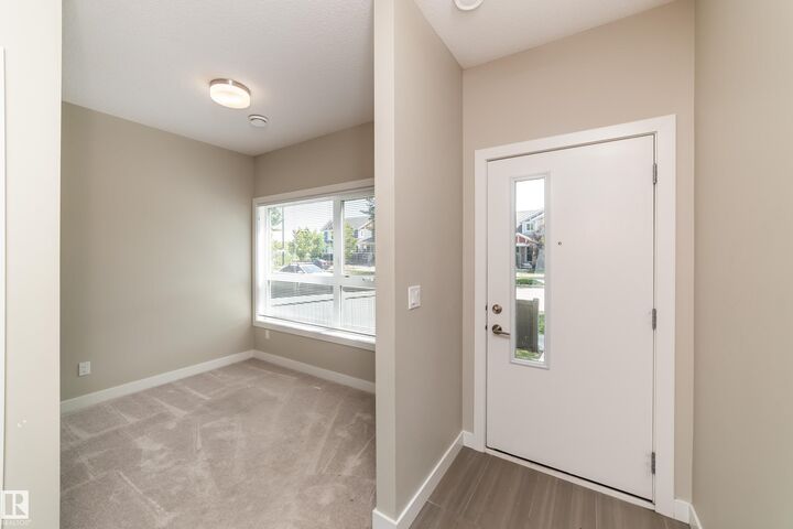 Property Photo:  2560 Pegasus Boulevard NW 22  AB T5E 6V4 