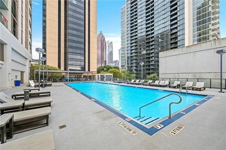 Property Photo: 1280 W Peachtree Street NW 3114 GA 30309