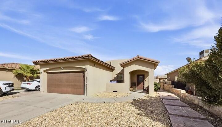 Property Photo:  2120 Robert Drennan Place  TX 79938 