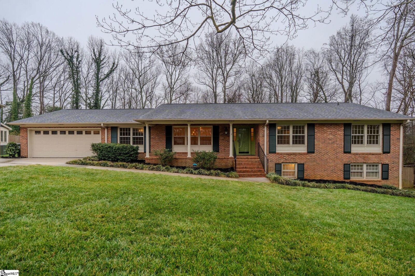 Property Photo:  112 Hillsborough Drive  SC 29615 