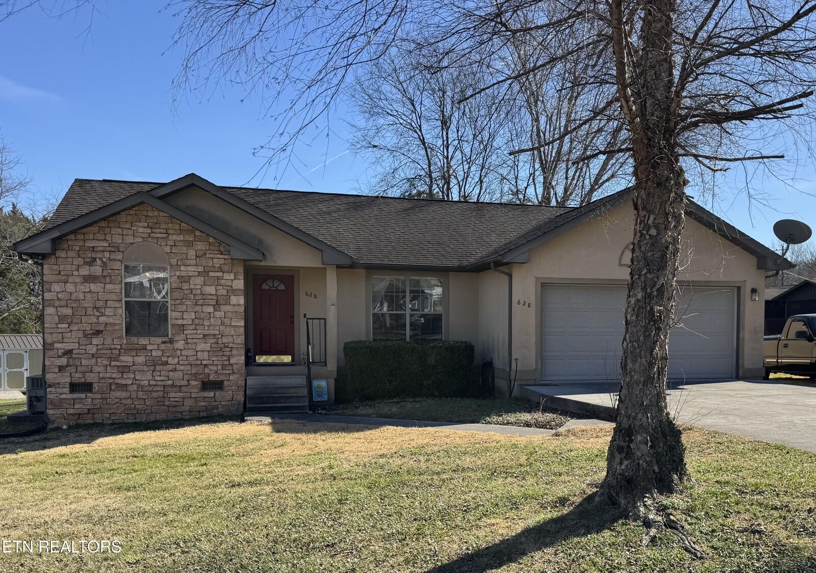 Property Photo: 628 Broadview Drive TN 37862