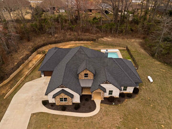 Property Photo:  410 Ithaca Dr.  TX 75604 