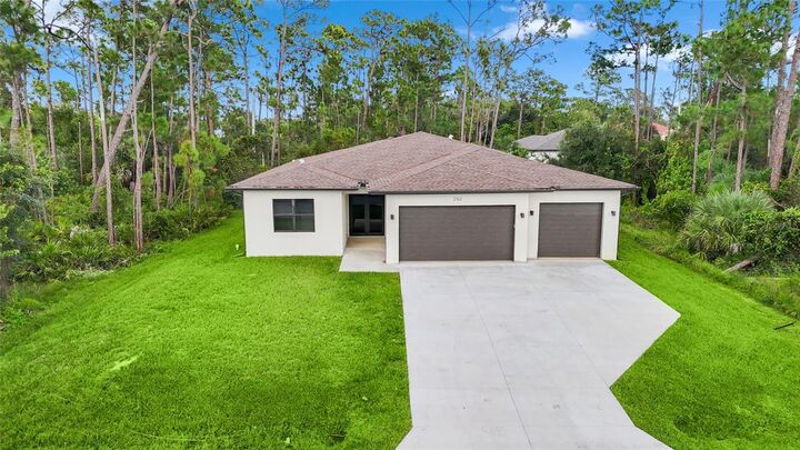 Property Photo:  2162 Aldworth Street  FL 33980 