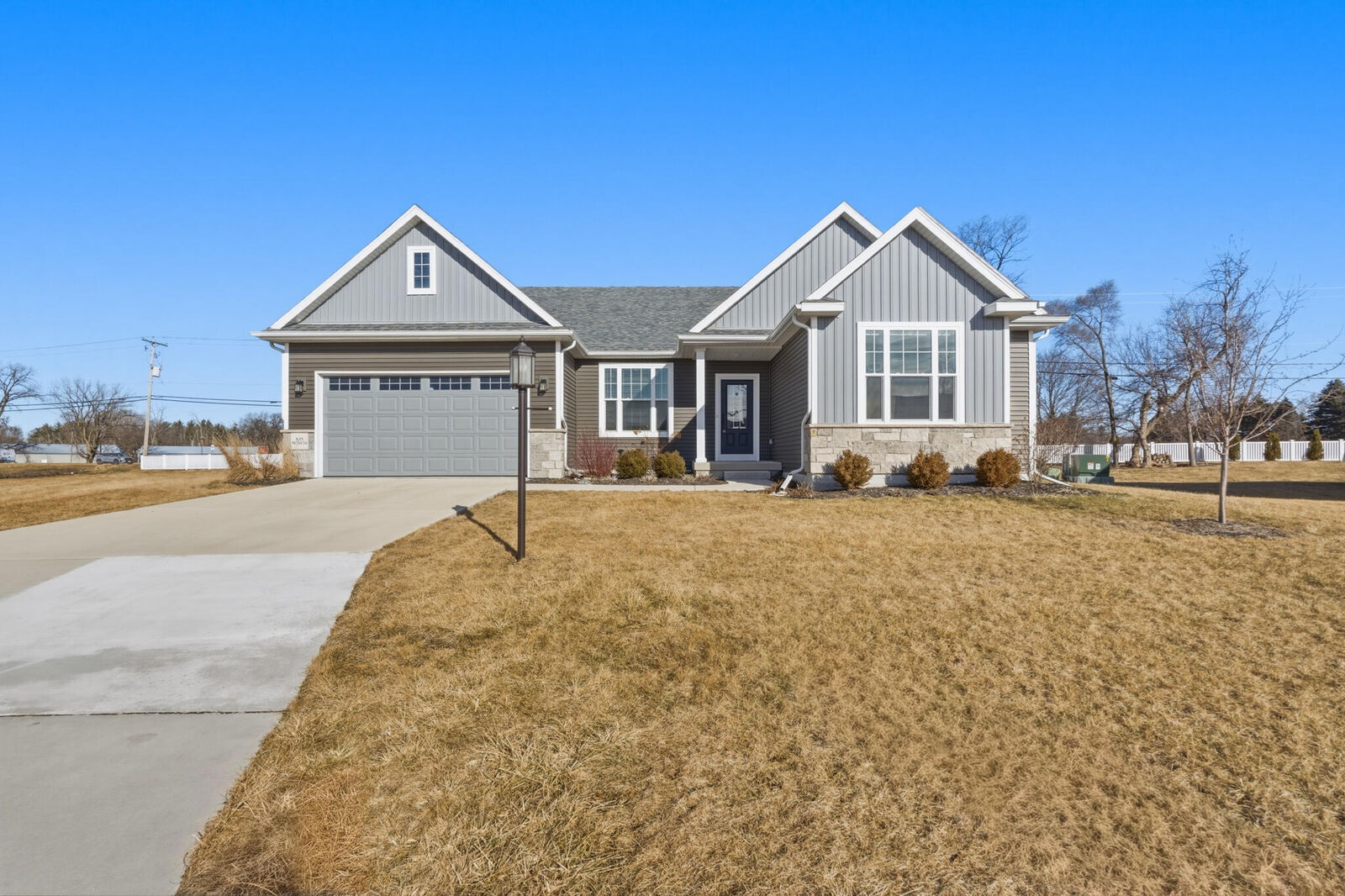 Property Photo:  N55w20134 Magnolia Ln  WI 53051 