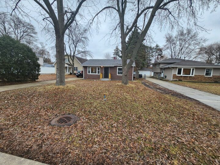 Property Photo:  3811 N Park Street  IL 60559 
