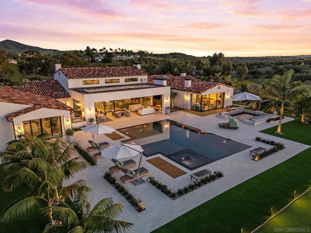 Property Photo:  16786 88 Calle Hermosa  CA 92127 