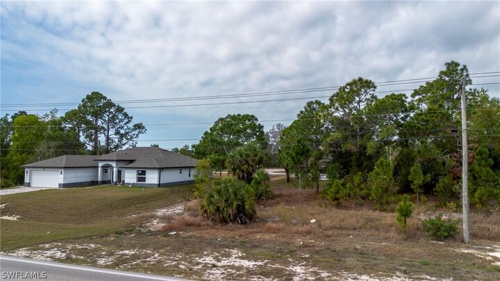 Property Photo:  796 Bell Boulevard S  FL 33974 