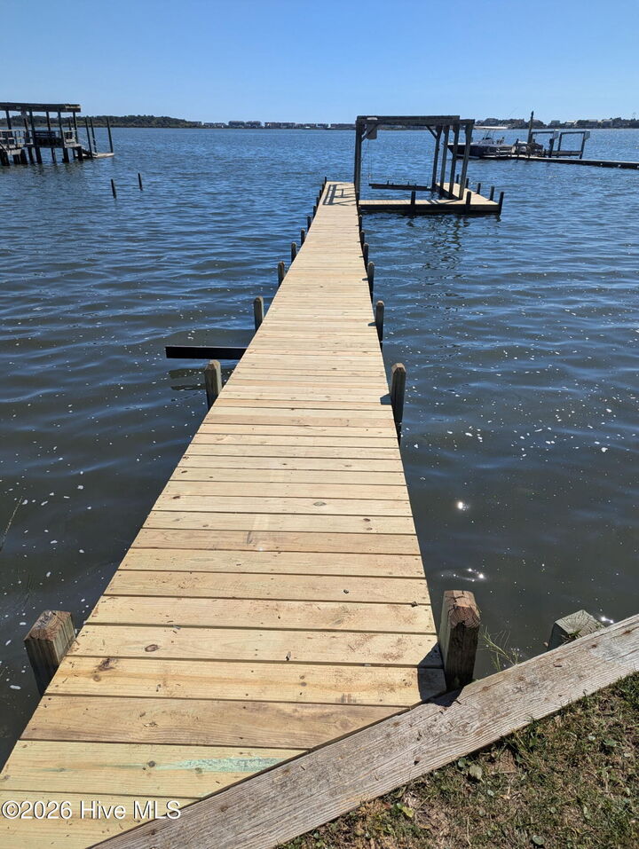 Property Photo:  995 Chadwick Shores Drive  NC 28460 