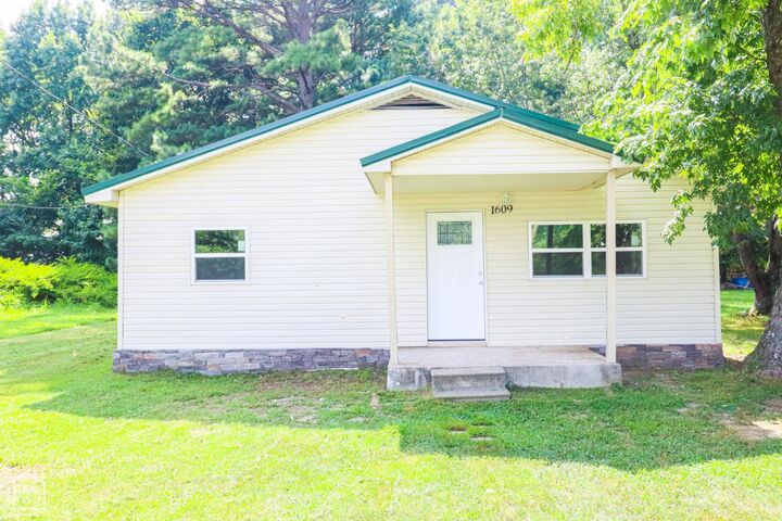 Property Photo: 1609 Granger Drive AR 72405