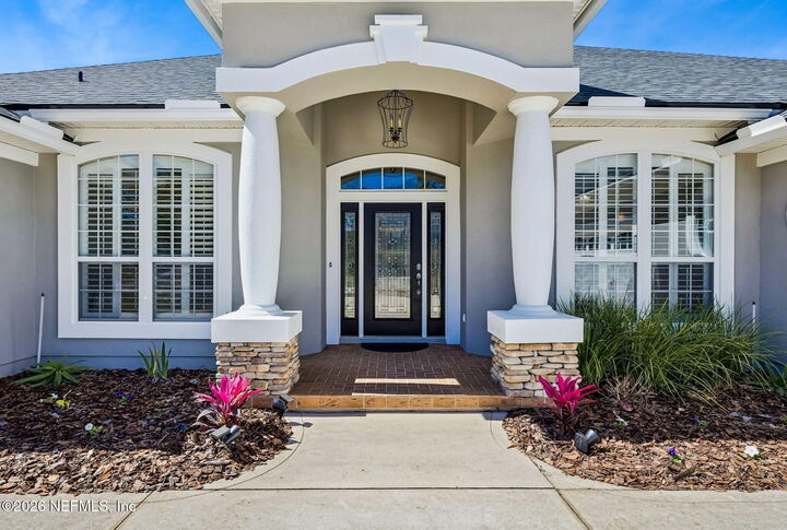 Property Photo:  2115 Autumn Cove Circle  FL 32003 