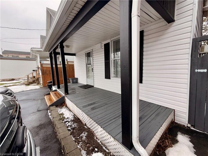 Property Photo:  484 East Main Street  ON L3B 3X6 