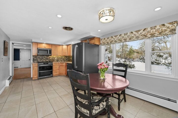 Property Photo:  5 Cobblers Ln  MA 01938 