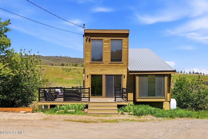 Property Photo: 4553 W Balsam Drive UT 84098