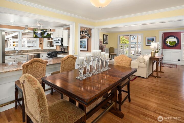 Property Photo:  17409  113th Avenue NE  WA 98011 