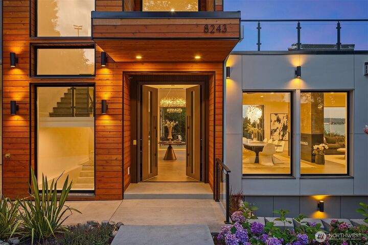 Property Photo:  8243 W Mercer Way  WA 98040 