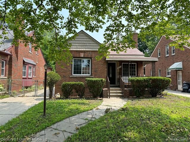 Property Photo: 1800 N York Street MI 48128