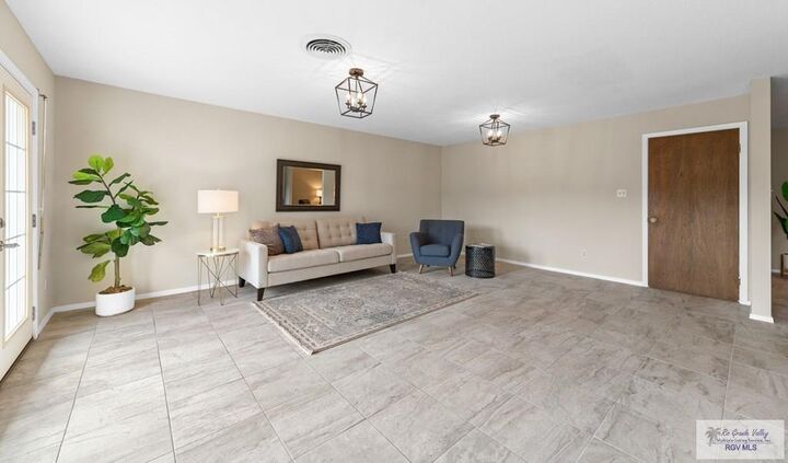 Property Photo: 1500 Palm Valley Dr W TX 78552