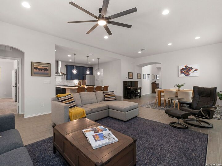 Property Photo: 1711 Dalhart TX 78253