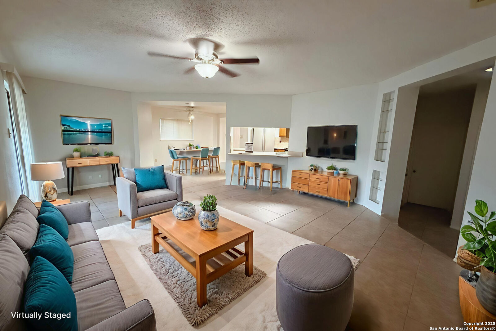 Property Photo:  14218 Fairwayhill  TX 78217 