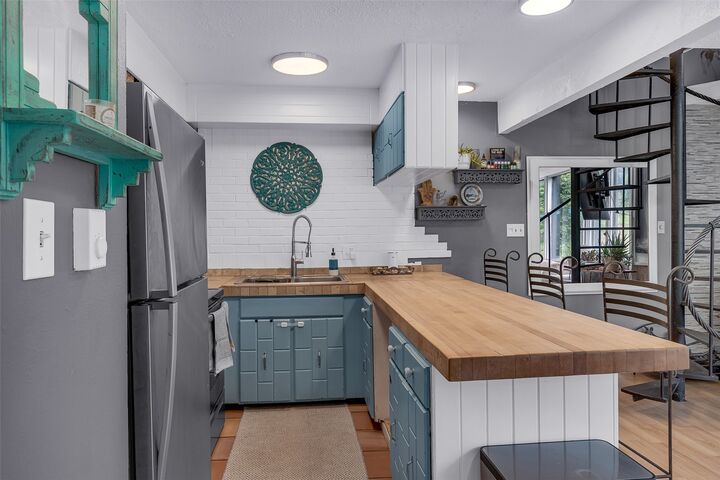 Property Photo:  136 Lance Lane 2  CO 80424 