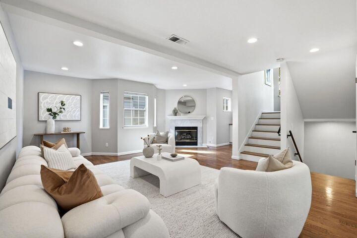 Property Photo:  402 Union Avenue A  CA 95008 