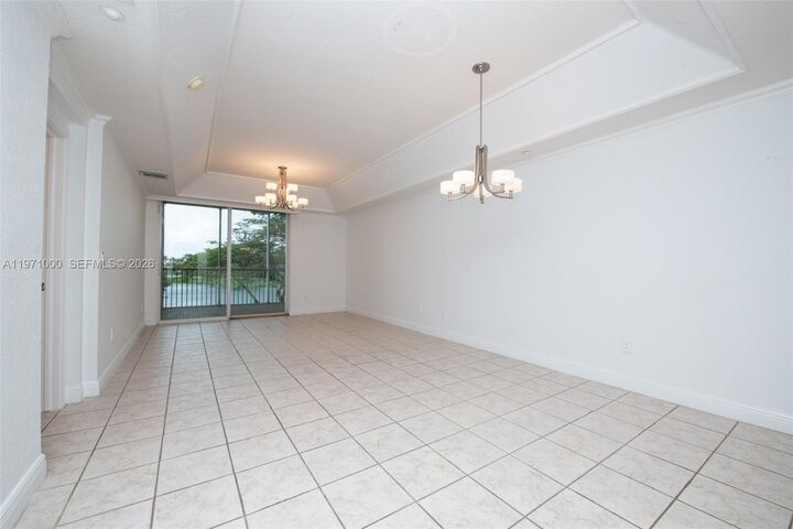 Property Photo: 10770 NW 66th St 309 FL 33178