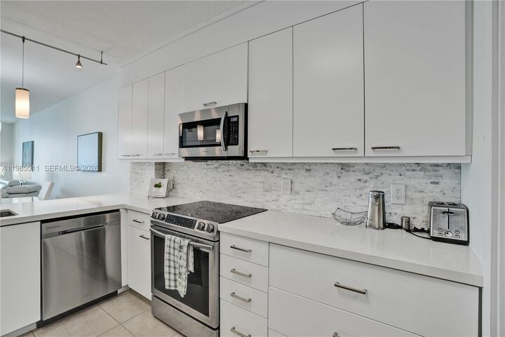 Property Photo:  18100 N Bay Rd 508  FL 33160 