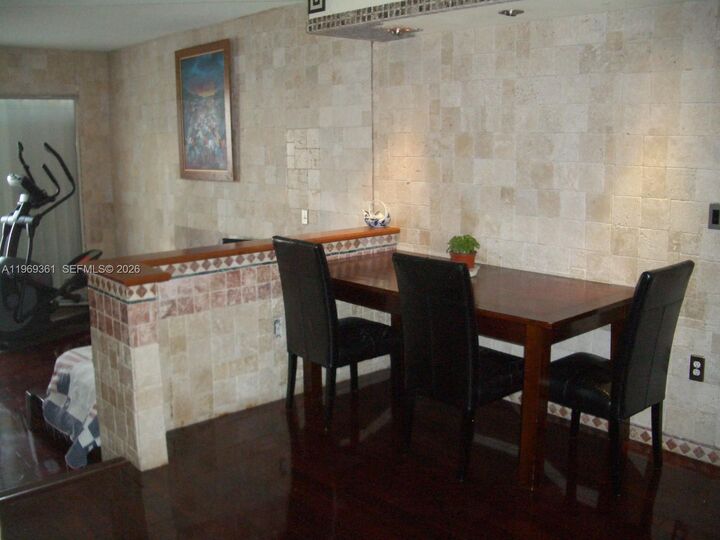 Property Photo:  10900 SW 104th St 324  FL 33176 