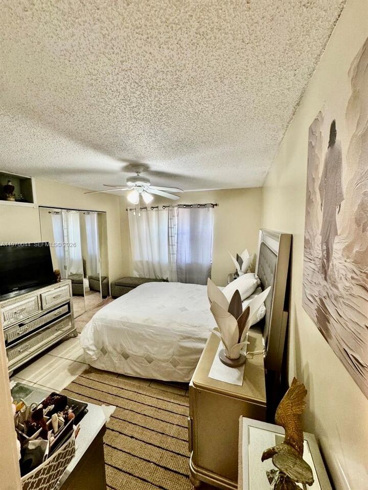 Property Photo:  10076 NW 6th St 201  FL 33024 