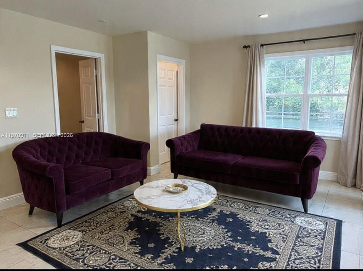 Property Photo: 861 E 14th St 0 FL 33010