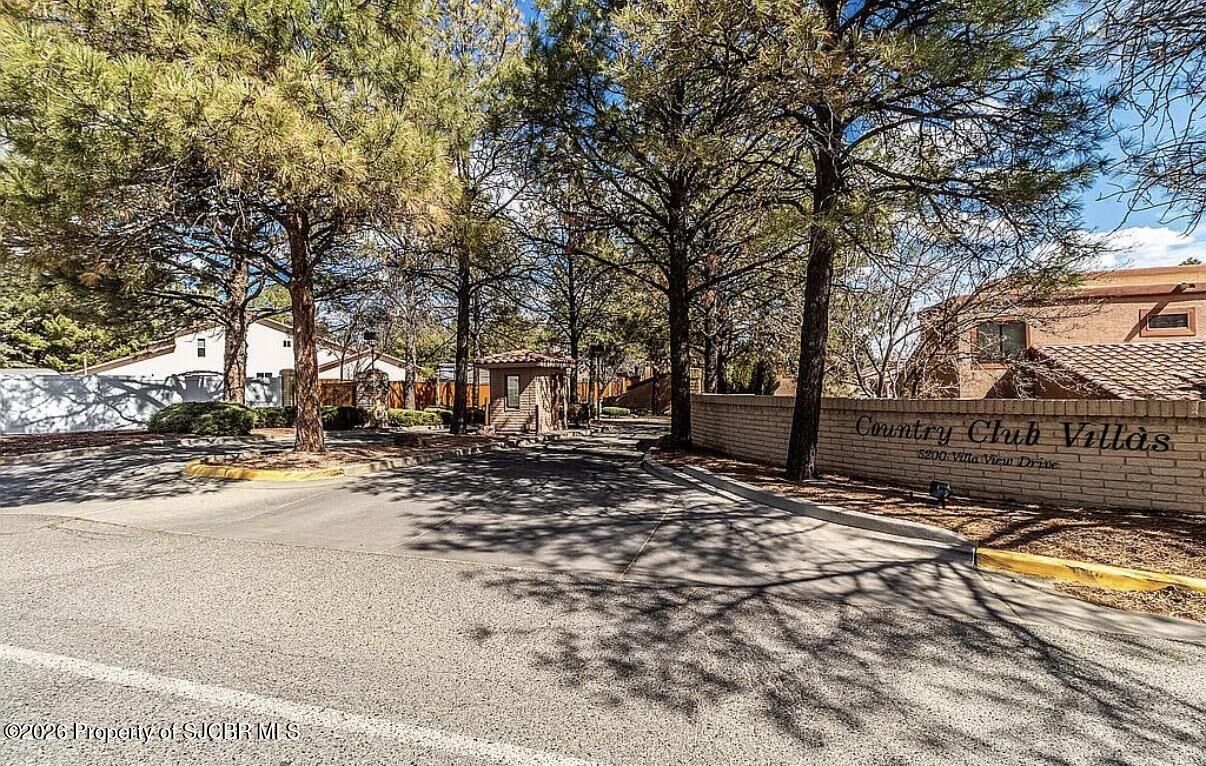 Property Photo:  5200 Villa View Drive 4B  NM 87402 