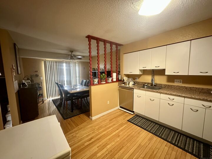 Property Photo:  43 Peddlars Drive 43  CT 06405 