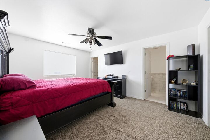 Property Photo:  4507 Sedona Dr  WA 99301-8194 