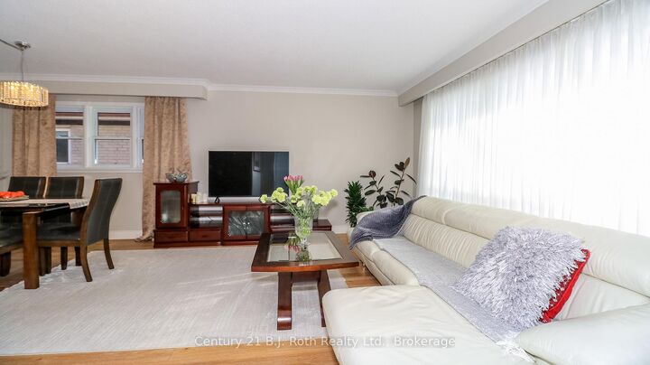 Property Photo: 156 The Westway N/A ON M9P 2C1