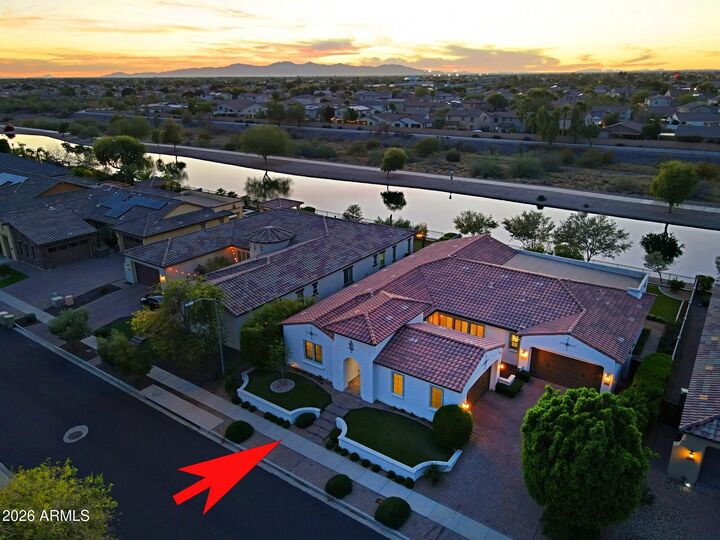 Property Photo:  21098 N 76th Avenue  AZ 85308 