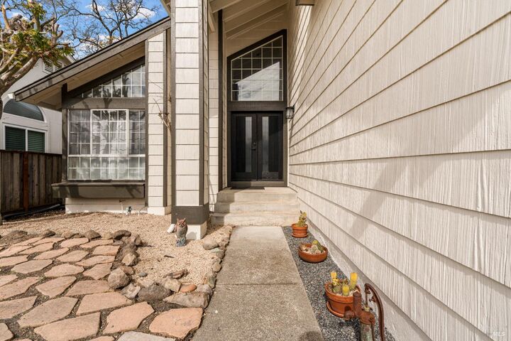 Property Photo: 172 Cornell Street CA 95492